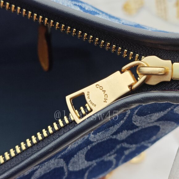 ππCoach Laurel Shoulder Bag Denim - Picture 11 of 13